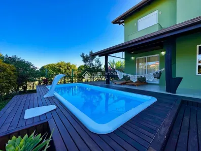 Casa com 4 Quartos à venda, 214m² no Campeche, Florianópolis