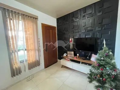 Sobrado com 2 Quartos à venda, 68m² no Paranaguamirim, Joinville