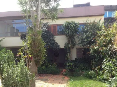 Casa com 3 Quartos à venda, 250m² no Azenha, Porto Alegre