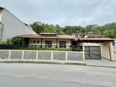 Casa com 3 Quartos à venda, 118m² no Glória, Blumenau