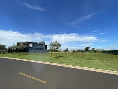 Lote/Terreno com 1 Quarto à venda, 479m² no Distrito Industrial, Uberlândia