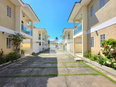 Casa com 2 Quartos à venda, 92m² no Costazul, Rio das Ostras