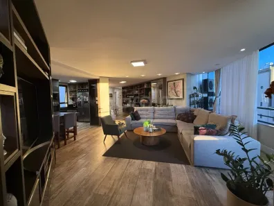 Apartamento com 4 Quartos à venda, 206m² no Agronômica, Florianópolis