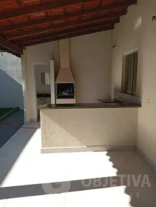 Casa com 3 Quartos à venda, 150m² no Jardim Holanda, Uberlândia
