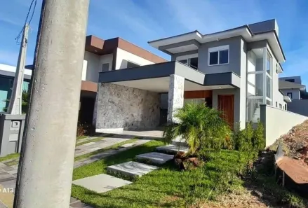 Sobrado com 3 Quartos à venda, 203m² no Centro, Gravataí