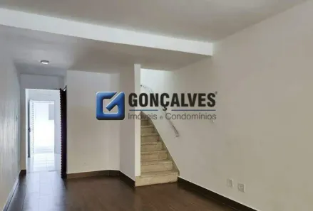 Sobrado com 2 Quartos para alugar, 149m² no Taboão, São Bernardo do Campo