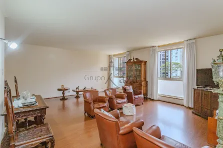 Apartamento com 3 Quartos à venda, 186m² no Bela Vista, São Paulo