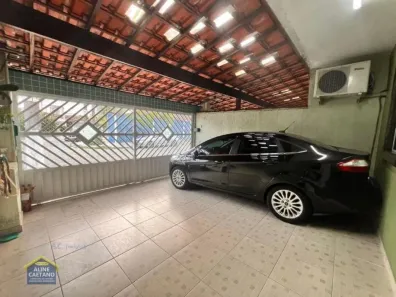Casa com 3 Quartos à venda, 121m² no Caiçara, Praia Grande