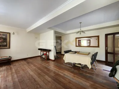 Casa com 5 Quartos à venda, 367m² no Centro, Divinópolis