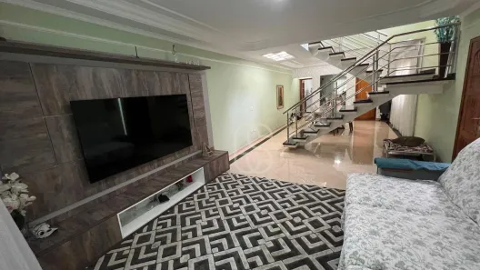 Sobrado com 3 Quartos à venda, 198m² no Jardim São Judas Tadeu, Guarulhos