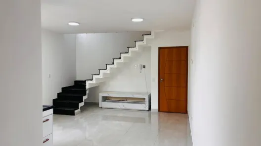Apartamento com 2 Quartos para alugar, 109m² no Vila Pires, Santo André