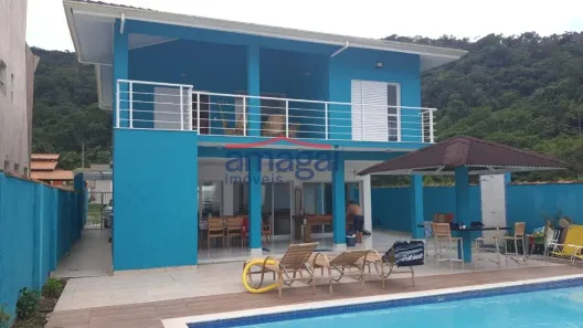 Casa de Condomínio com 2 Quartos à venda, 293m² no Mar Verde, Caraguatatuba