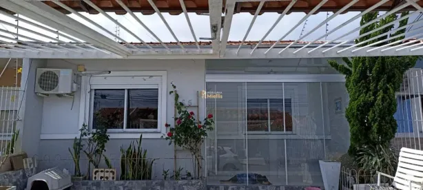 Casa com 2 Quartos à venda, 120m² no Hípica, Porto Alegre