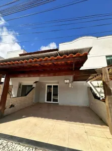 Casa de Condomínio com 2 Quartos para alugar, 70m² no Parque Ipê, Feira de Santana