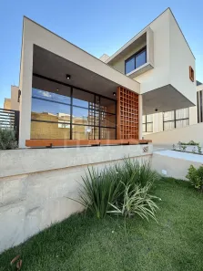 Casa de Condomínio com 3 Quartos à venda, 300m² no São Pedro, Juiz de Fora