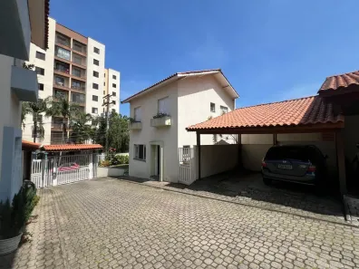 Casa de Condomínio com 3 Quartos à venda, 130m² no Vila Polopoli, São Paulo