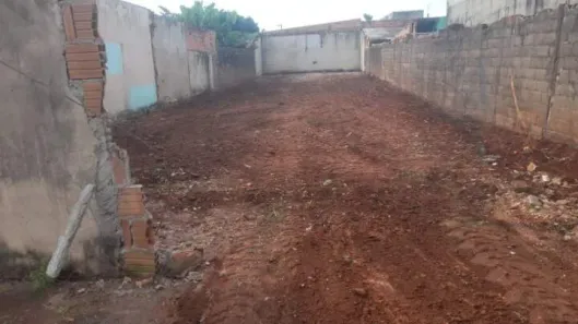 Lote/Terreno à venda, 324m² no Jardim Aeroporto, Ribeirão Preto
