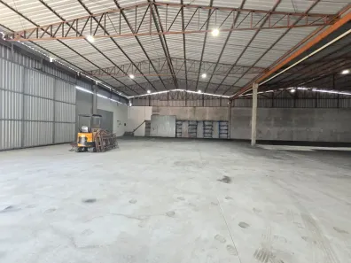 Galpão/Depósito/Armazém para alugar, 1720m² no Salseiros, Itajaí