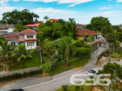 Lote/Terreno à venda, 849m² no Iririú, Joinville