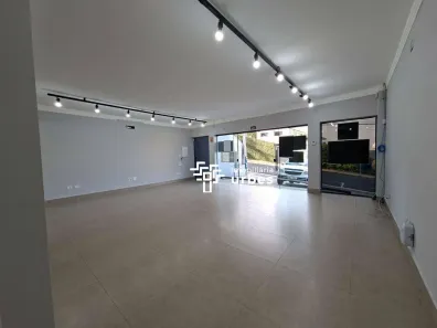 Ponto Comercial para alugar, 211m² no Centro, Americana