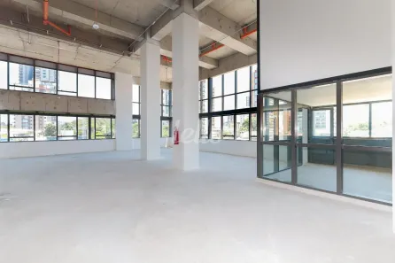 Sala Comercial para alugar, 313m² no Pinheiros, São Paulo