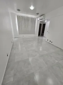 Sala Comercial à venda, 25m² no Ramos, Rio de Janeiro