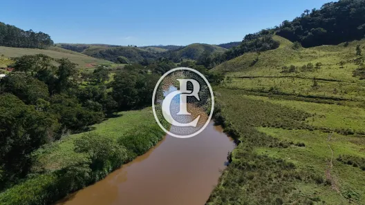 Fazenda/Sítio com 4 Quartos à venda, 79860m² no , Cunha