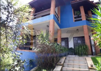 Casa de Condomínio com 3 Quartos para alugar, 275m² no Villaggio Capríccio, Louveira