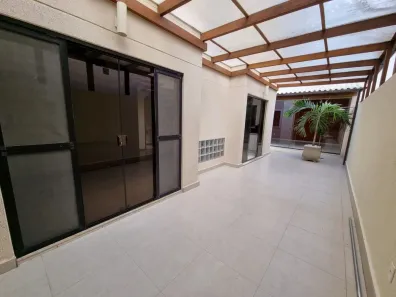 Casa com 3 Quartos à venda, 233m² no Riviera Fluminense, Macaé
