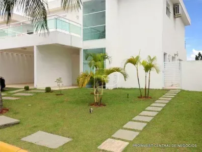 Casa de Condomínio com 3 Quartos à venda, 205m² no Chácara das Candeias, Carapicuíba