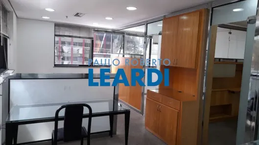 Sala Comercial para alugar, 50m² no Indianópolis, São Paulo