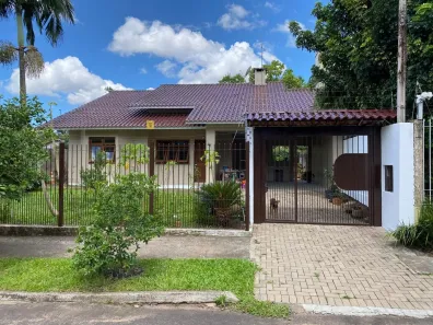 Casa com 3 Quartos à venda, 153m² no Cristo Rei, São Leopoldo