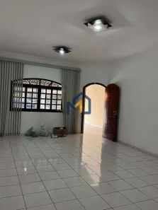 Sobrado com 3 Quartos à venda, 206m² no Residencial Bosque dos Ipês, São José dos Campos