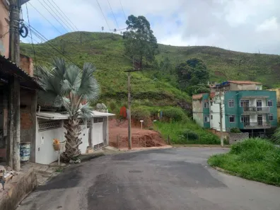 Lote/Terreno à venda, 600m² no Nova Benfica, Juiz de Fora