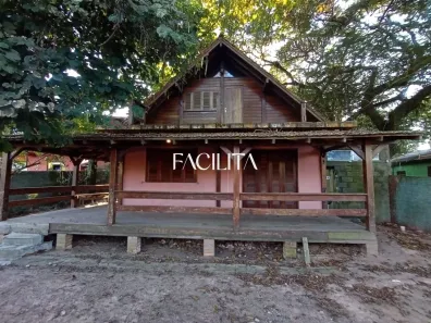 Casa com 4 Quartos para alugar, 120m² no Campeche, Florianópolis