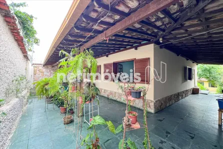 Casa com 3 Quartos à venda, 242m² no Santa Mônica, Belo Horizonte