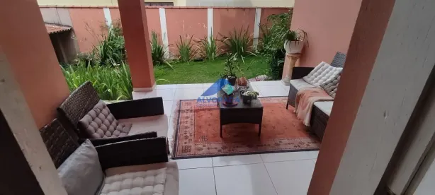 Sobrado com 4 Quartos à venda, 430m² no Vila Zezé, Jacareí