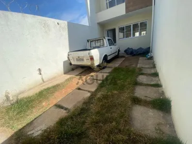 Casa com 2 Quartos à venda, 80m² no Parque Xangri-Lá, Contagem