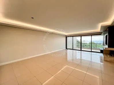 Apartamento com 3 Quartos para alugar, 208m² no Cristal, Porto Alegre