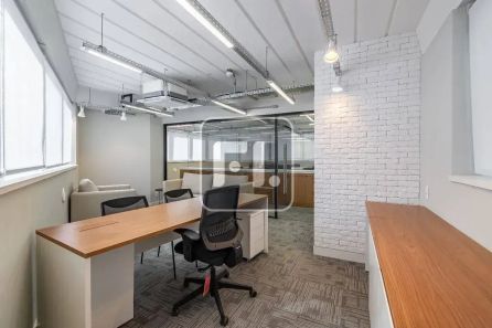 Sala Comercial para venda ou aluguel, 190m² no Vila Olímpia, São Paulo