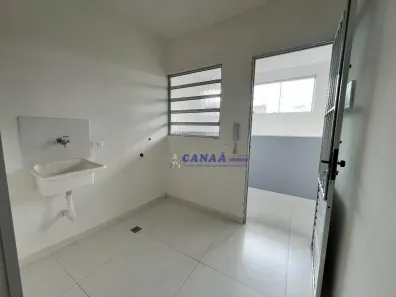 Casa de Condomínio com 1 Quarto para alugar, 34m² no Jardim Casa Branca, Embu das Artes