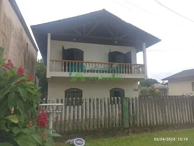 Sobrado com 5 Quartos à venda, 200m² no Vila Santo Antônio, Morretes