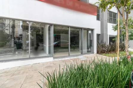 Ponto Comercial para alugar, 893m² no Liberdade, São Paulo