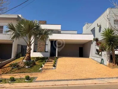 Casa de Condomínio com 3 Quartos à venda, 170m² no Jardim García, Campinas