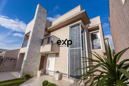 Casa com 4 Quartos à venda, 331m² no Xaxim, Curitiba