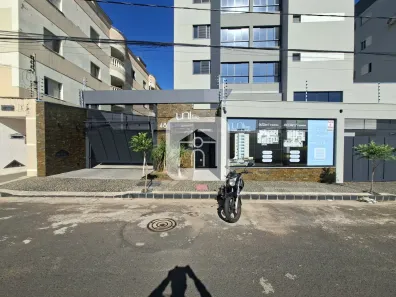 Apartamento com 1 Quarto para alugar, 61m² no Santa Mônica, Uberlândia