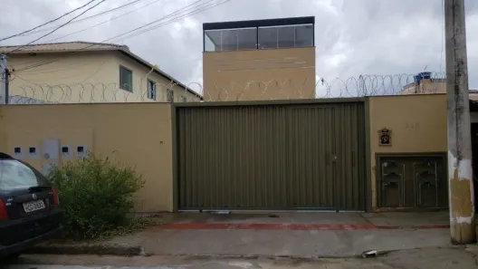 Casa com 2 Quartos à venda, 60m² no Bom Jesus, Contagem