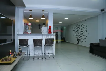 Sobrado com 3 Quartos à venda, 198m² no Parque Peruche, São Paulo