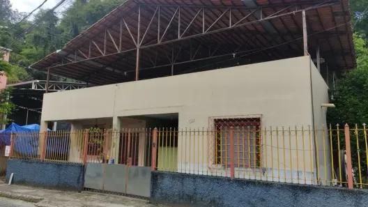 Sobrado com 4 Quartos à venda, 280m² no Olaria, Nova Lima