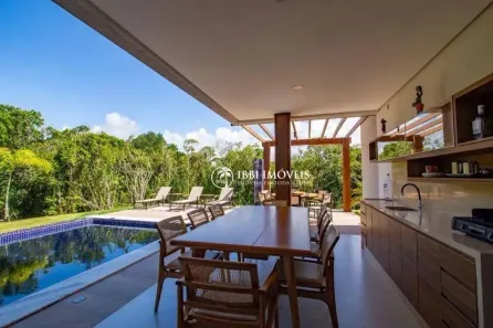 Casa de Condomínio com 4 Quartos à venda, 350m² no Praia do Forte, Mata de São João
